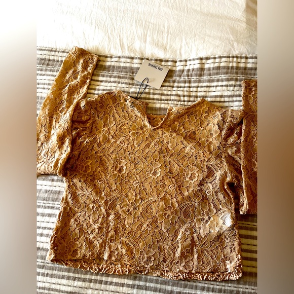 Detailed design long sleeve Zara  crop top - Picture 4 of 4